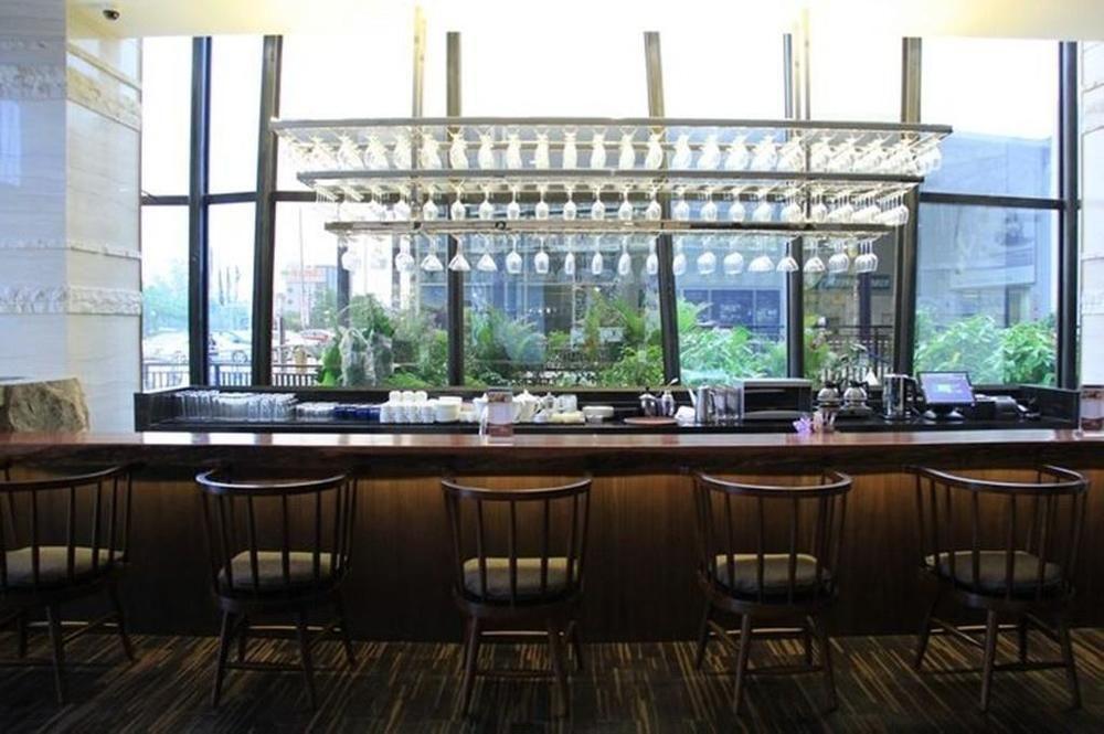 广州云凯酒店yunkai Hotel Have Free Shuttle Bus For The Complex Exterior photo