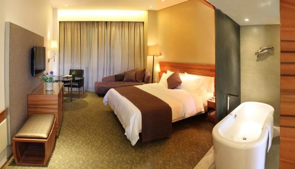 广州云凯酒店yunkai Hotel Have Free Shuttle Bus For The Complex Exterior photo